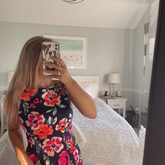 Vince Camuto navy floral dress size 2 - Picture 4 of 4